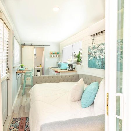 Villa The Container Retreat @ 290 Wine Trail #1 Escape To Hye, Tx Exterior foto